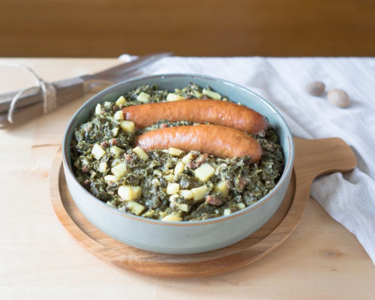 Grünkohl rheinische Art: untereinandergekocht mit Kartoffeln ...